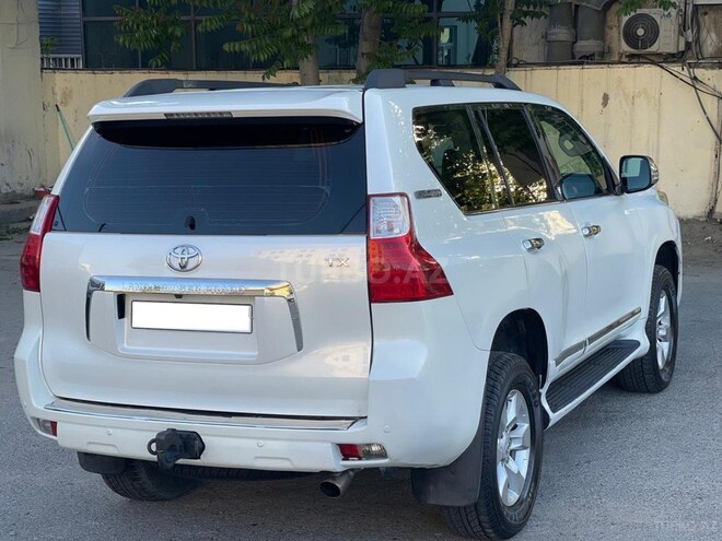 Toyota Land Cruiser Prado 2013, 131,000 km - 2.7 л - Bakı