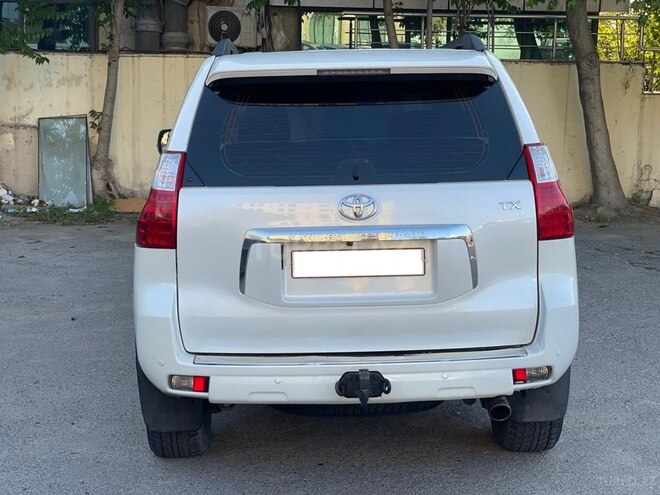 Toyota Land Cruiser Prado 2013, 131,000 km - 2.7 л - Bakı