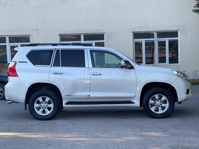 Toyota Land Cruiser Prado 2013, 131,000 km - 2.7 л - Bakı