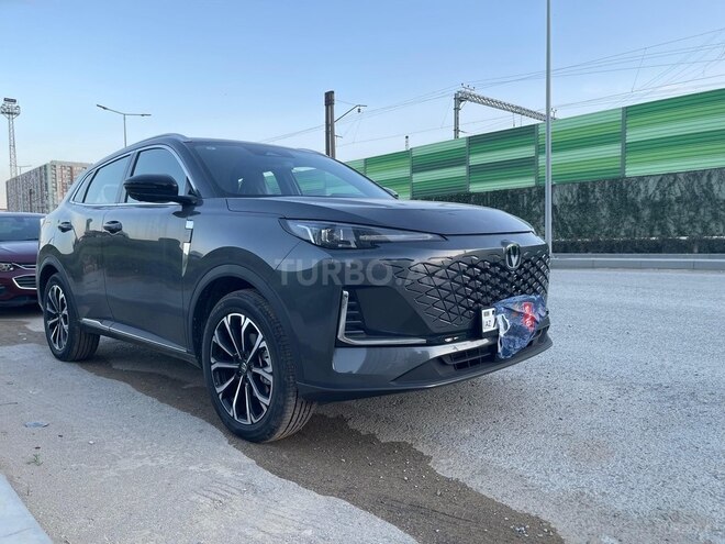 Changan CS 55 Plus 2025, 0 km - 1.5 l - Bakı
