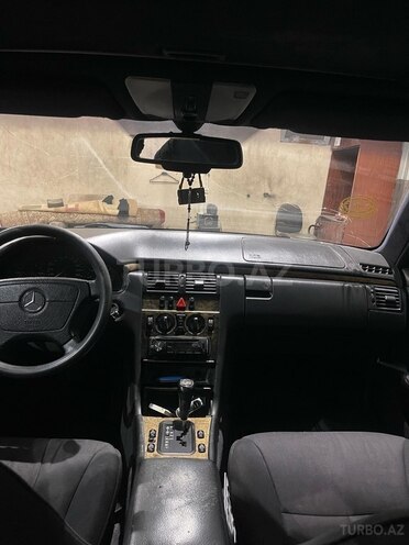 Mercedes E 230 1996, 500,000 km - 2.3 л - Bakı