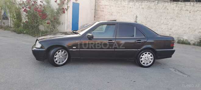Mercedes C 220 d 2000, 420,036 km - 2.2 l - Bakı