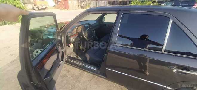 Mercedes E 280 1994, 396,000 km - 2.8 l - Bakı