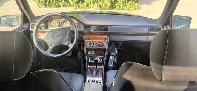 Mercedes E 280 1994, 396,000 km - 2.8 l - Bakı