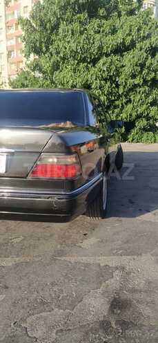 Mercedes E 280 1994, 396,000 km - 2.8 l - Bakı