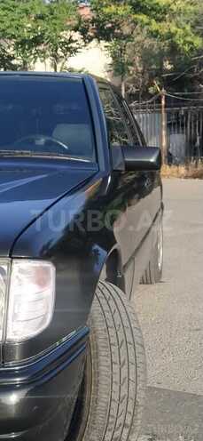 Mercedes E 280 1994, 396,000 km - 2.8 l - Bakı