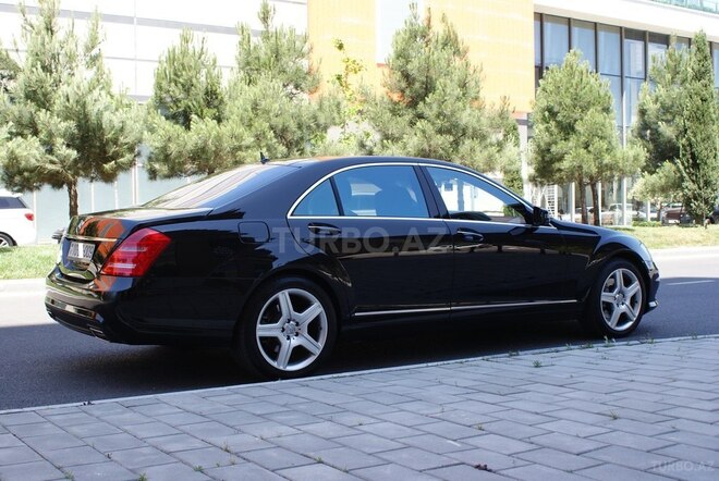 Mercedes S 500 2007, 131,600 km - 5.5 l - Bakı