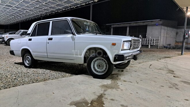 LADA (VAZ) 2107 2005, 90,000 km - 1.6 l - Gəncə