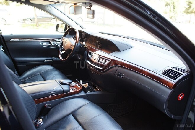 Mercedes S 500 2007, 131,600 km - 5.5 l - Bakı