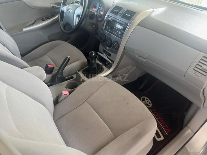 Toyota Corolla 2009, 105,300 km - 1.8 l - Bərdə