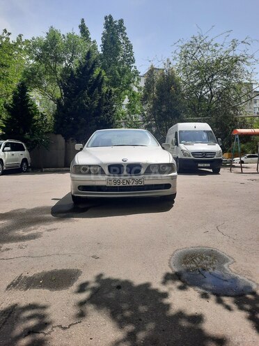 BMW 520 2002, 270,000 km - 2.2 l - Bakı