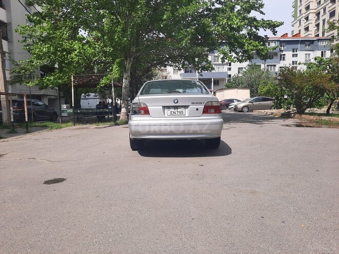 BMW 520 2002, 270,000 km - 2.2 l - Bakı
