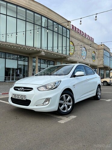 Hyundai Accent 2013, 211,000 km - 1.6 l - Bakı