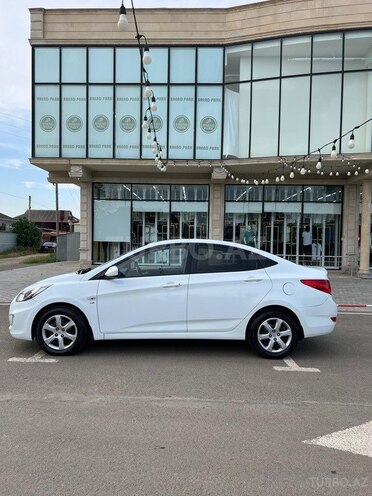 Hyundai Accent 2013, 211,000 km - 1.6 l - Bakı