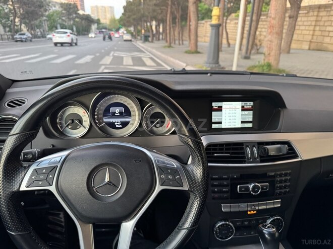 Mercedes C 300 2013, 63,500 km - 1.8 l - Bakı