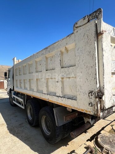 HOWO Sinotruk 2011, 400,000 km - 9.5 l - Bakı