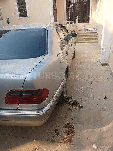 Mercedes E 280 1998, 380,000 km - 2.8 l - Bakı