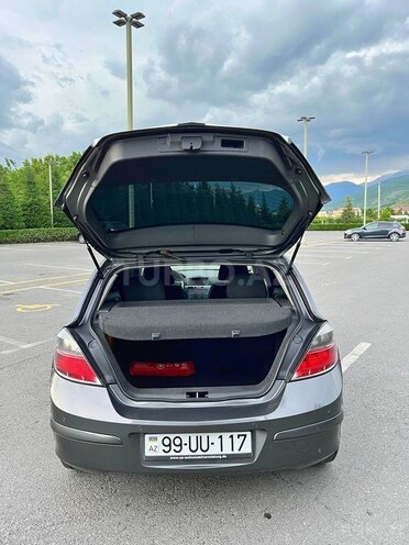 Opel Astra 2009, 116,800 km - 1.4 l - Şəki