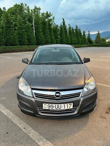Opel Astra 2009, 116,800 km - 1.4 l - Şəki