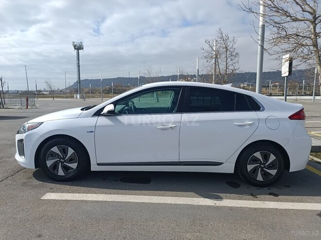Hyundai IONIQ 2017, 128,000 km - 1.6 l - Bakı
