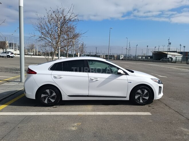 Hyundai IONIQ 2017, 128,000 km - 1.6 l - Bakı