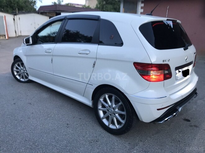 Mercedes B 170 2009, 128,000 km - 1.7 l - Sumqayıt