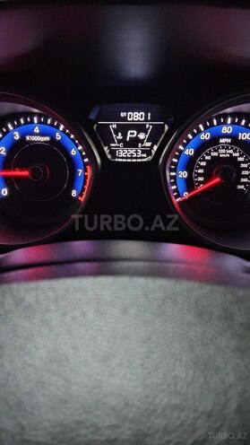 Hyundai Elantra 2015, 217,583 km - 1.8 l - Bakı