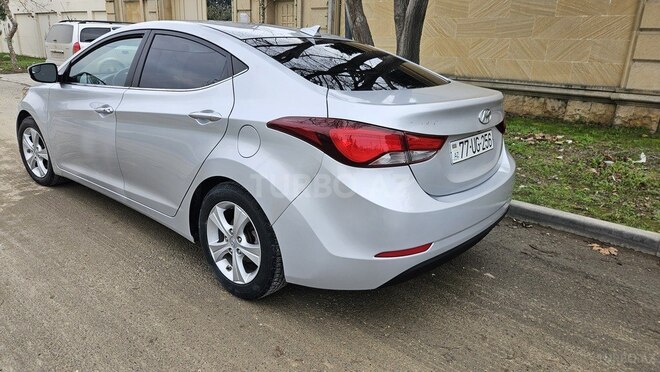 Hyundai Elantra 2015, 217,583 km - 1.8 l - Bakı