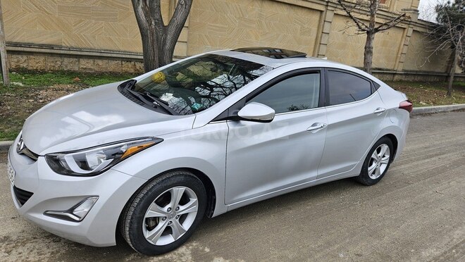 Hyundai Elantra 2015, 217,583 km - 1.8 l - Bakı
