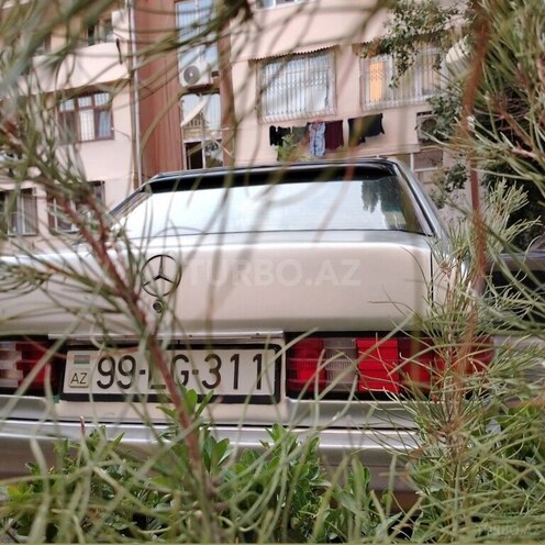 Mercedes 190 1988, 329,000 km - 1.8 l - Bakı