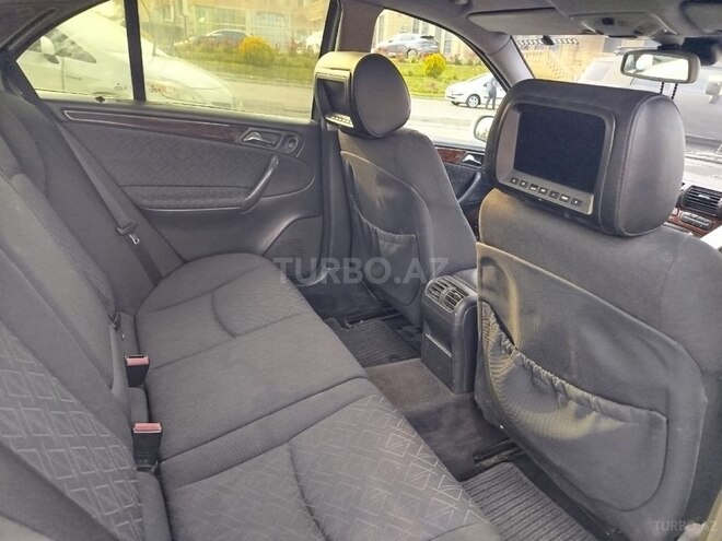 Mercedes C 200 2000, 299,999 km - 2.0 l - Bakı