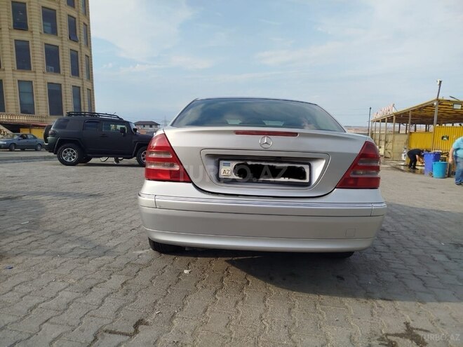Mercedes C 200 2000, 299,999 km - 2.0 l - Bakı