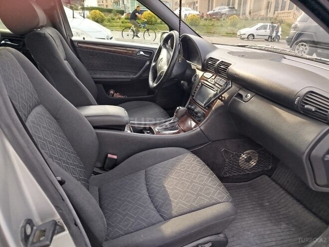Mercedes C 200 2000, 299,999 km - 2.0 l - Bakı