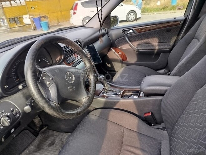 Mercedes C 200 2000, 299,999 km - 2.0 l - Bakı