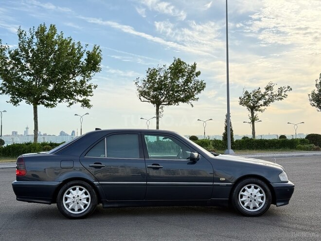 Mercedes C 230 1999, 320,000 km - 2.3 л - Bakı