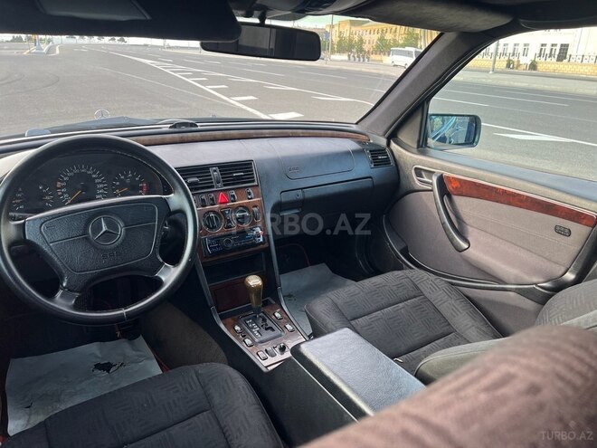 Mercedes C 230 1999, 320,000 km - 2.3 л - Bakı