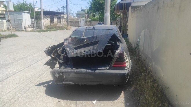 Mercedes C 200 1997, 700,000 km - 2.0 l - Bakı
