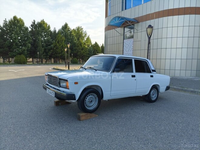LADA (VAZ) 2107 2007, 75,000 km - 1.6 л - Saatlı