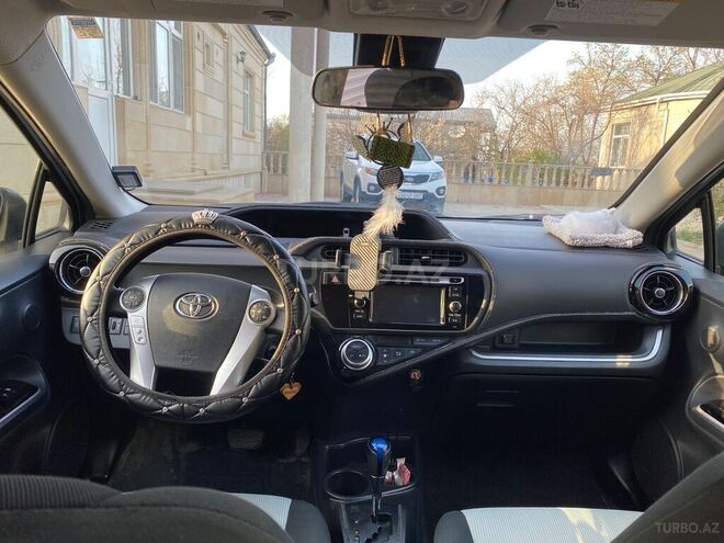 Toyota Prius C 2017, 198,000 km - 1.5 l - Xırdalan