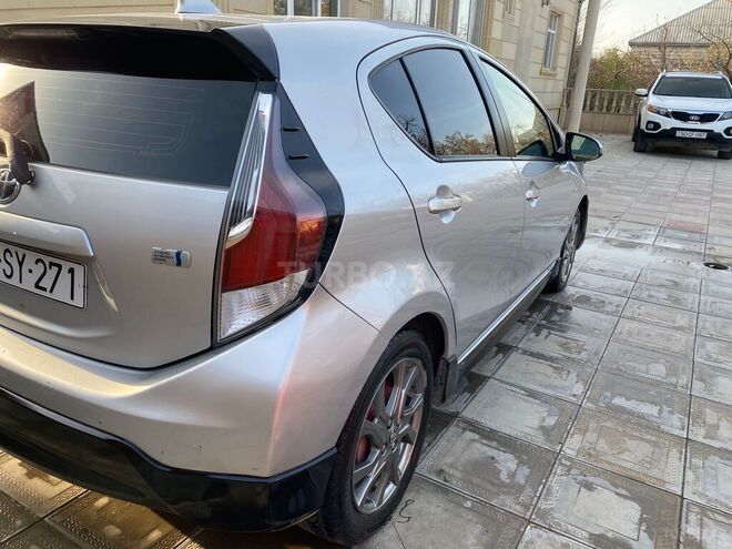 Toyota Prius C 2017, 198,000 km - 1.5 l - Xırdalan