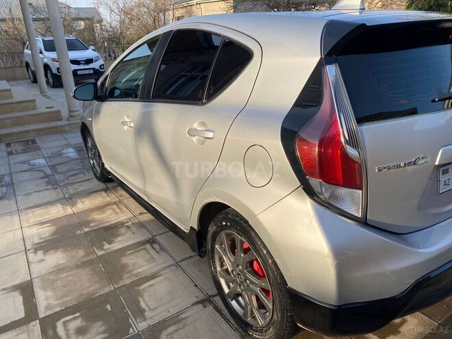 Toyota Prius C 2017, 198,000 km - 1.5 l - Xırdalan