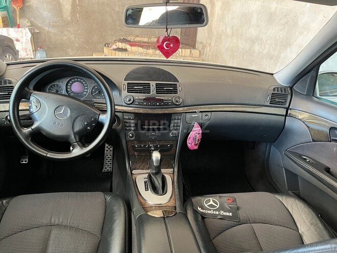 Mercedes E 270 2002, 236,400 km - 2.7 l - Cəlilabad
