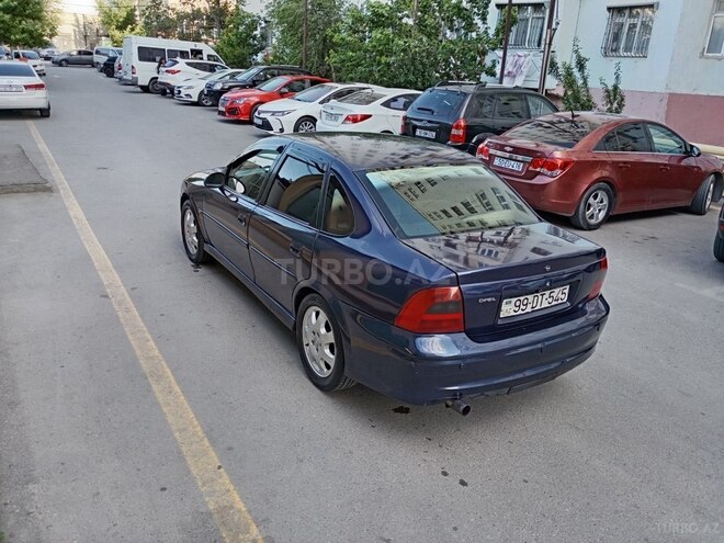 Opel Vectra 2000, 272,000 km - 1.8 л - Sumqayıt