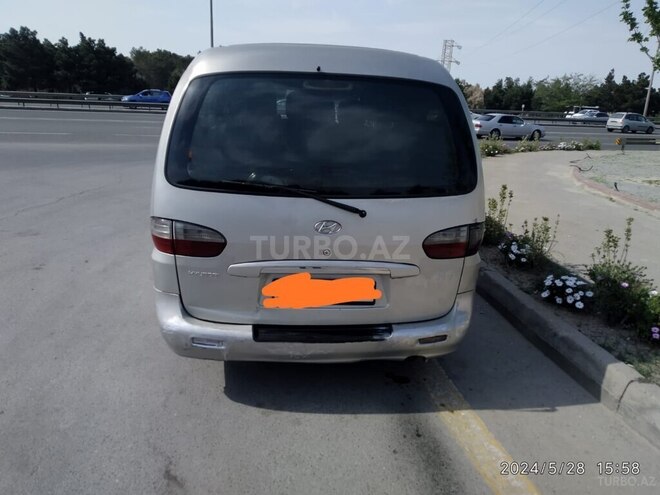 Hyundai H-1 2004, 300,000 km - 2.5 l - Bakı