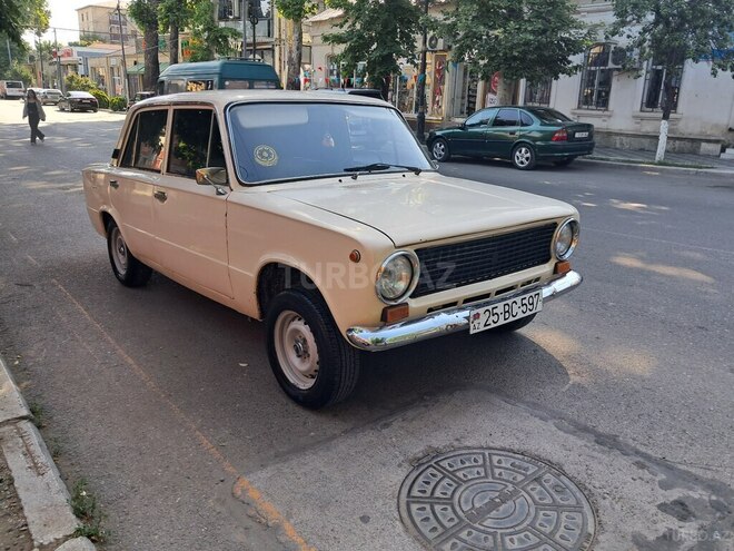 LADA (VAZ) 21011 1987, 95,000 km - 1.6 l - Qazax