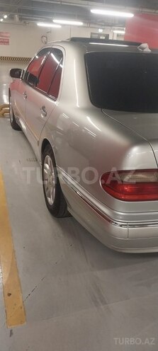 Mercedes E 220 d 2001, 375,000 km - 2.2 л - Gəncə