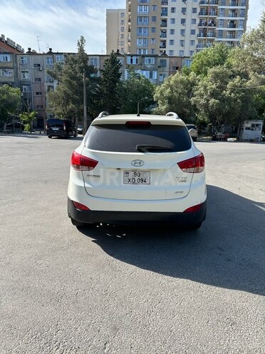 Hyundai ix35 2010, 280,000 km - 2.4 l - Bakı