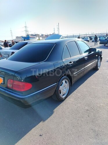 Mercedes E 240 1997, 368,000 km - 2.4 l - Bakı