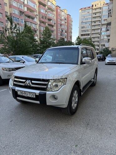 Mitsubishi Pajero 2007, 252,000 km - 3.0 л - Bakı