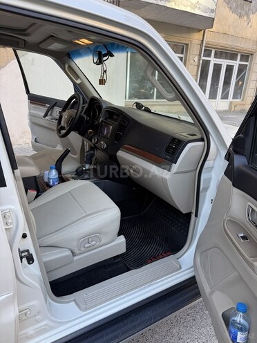 Mitsubishi Pajero 2007, 252,000 km - 3.0 л - Bakı